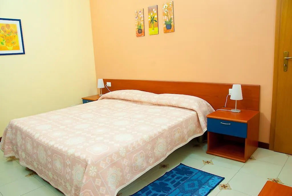 Bed & Breakfast Bed And Breakfast Blu Bar Avola